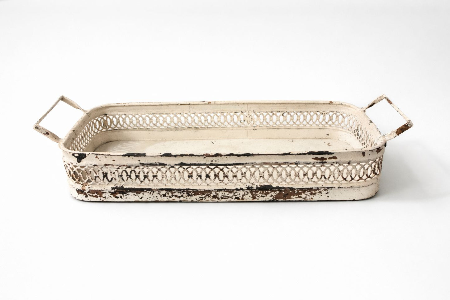 Vassoio in metallo color crema anticato