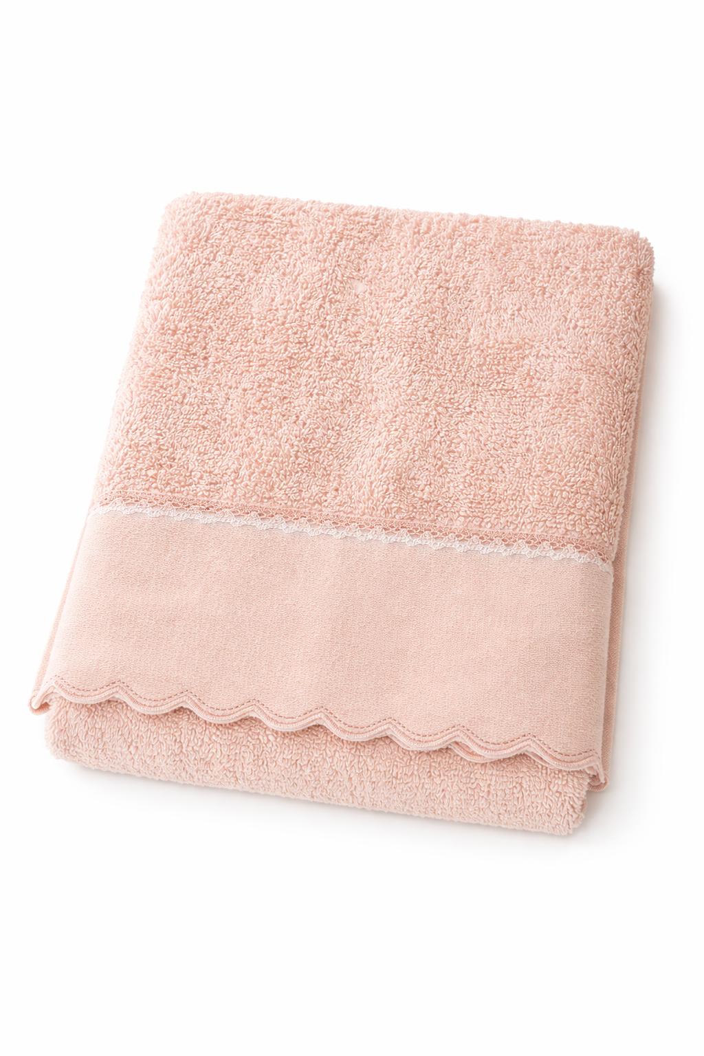 Set Asciugamani Rosa Cipria con Bordo Decorativo