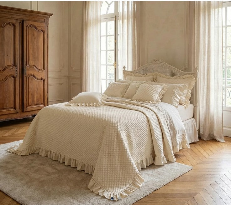 Boutis Velluto con Frill Collezione Tresor cm 250x250